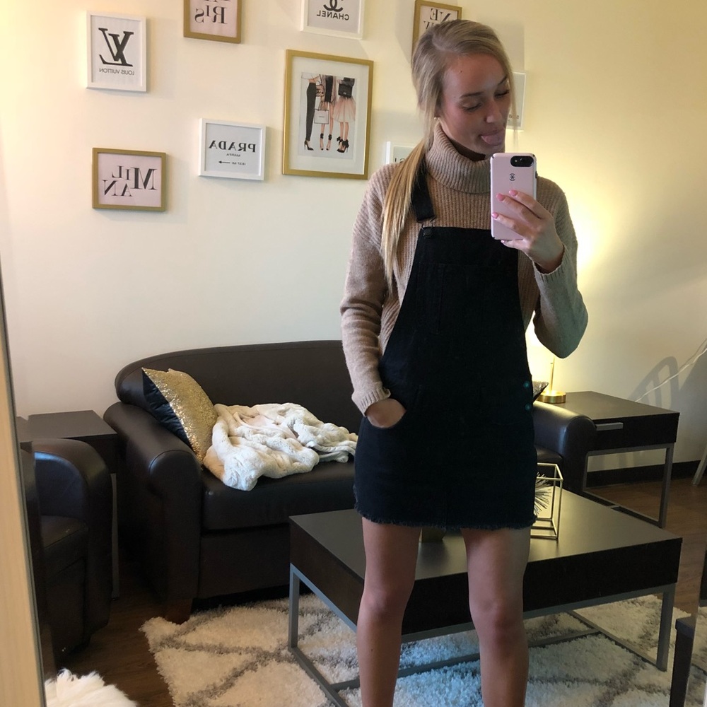 American Eagle Skirt Overalls